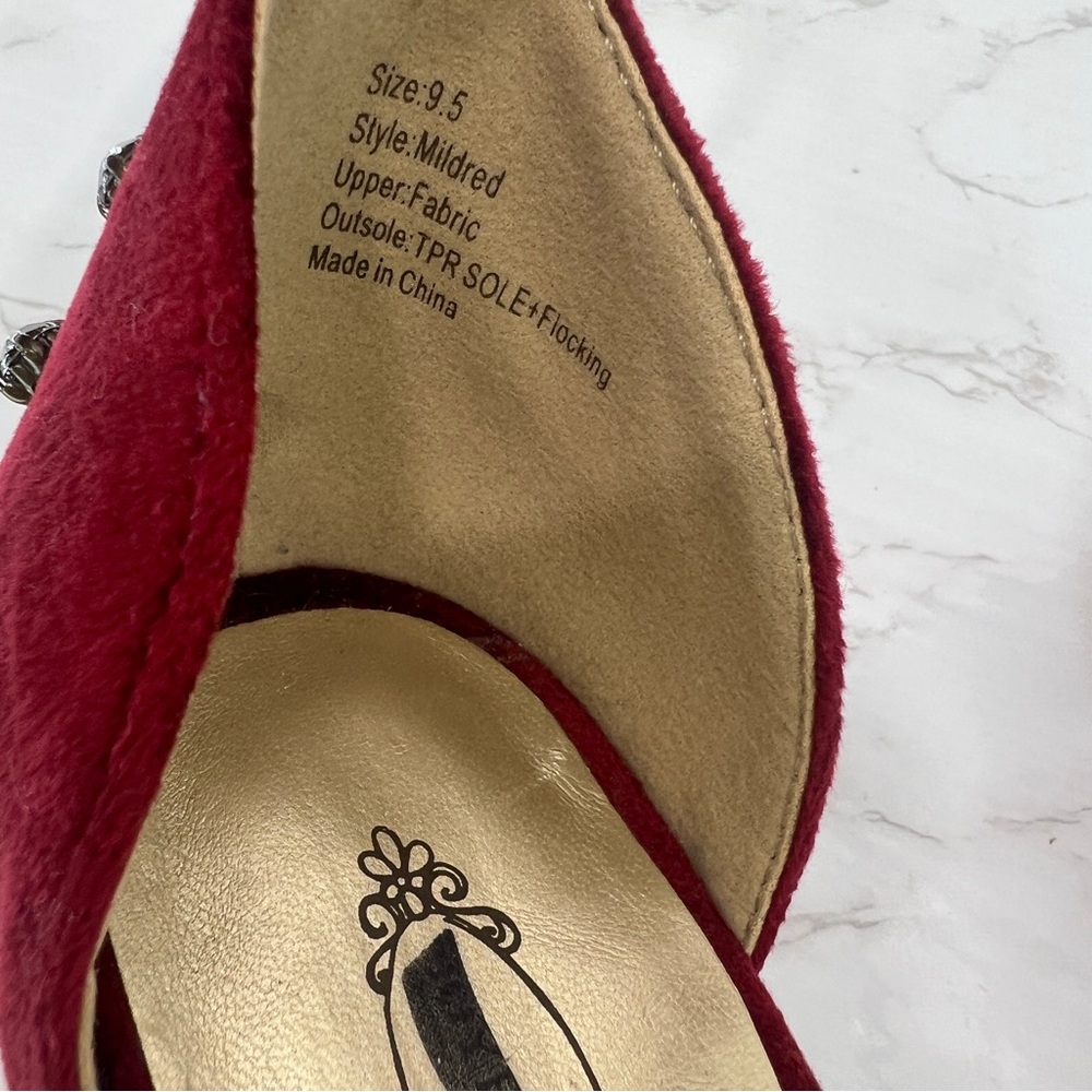 Joyfolie Red Velvet Women's Heels - Picture 3 of 8